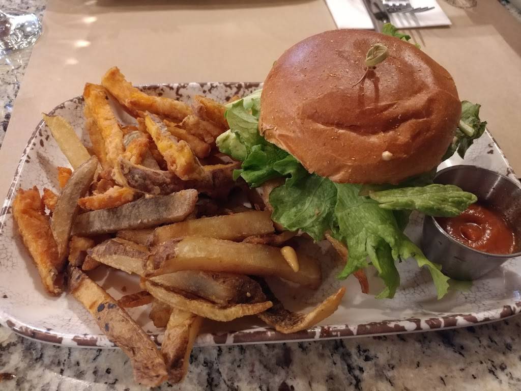 Iron Vine | restaurant | 992 Main St, Peekskill, NY 10566, USA | 9149308507 OR +1 914-930-8507