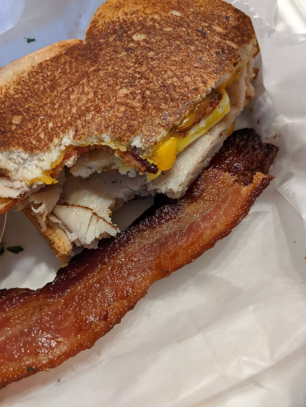 Gourmet To Go | restaurant | 115 N Ohio St #400, Salina, KS 67401, USA | 7858208888 OR +1 785-820-8888