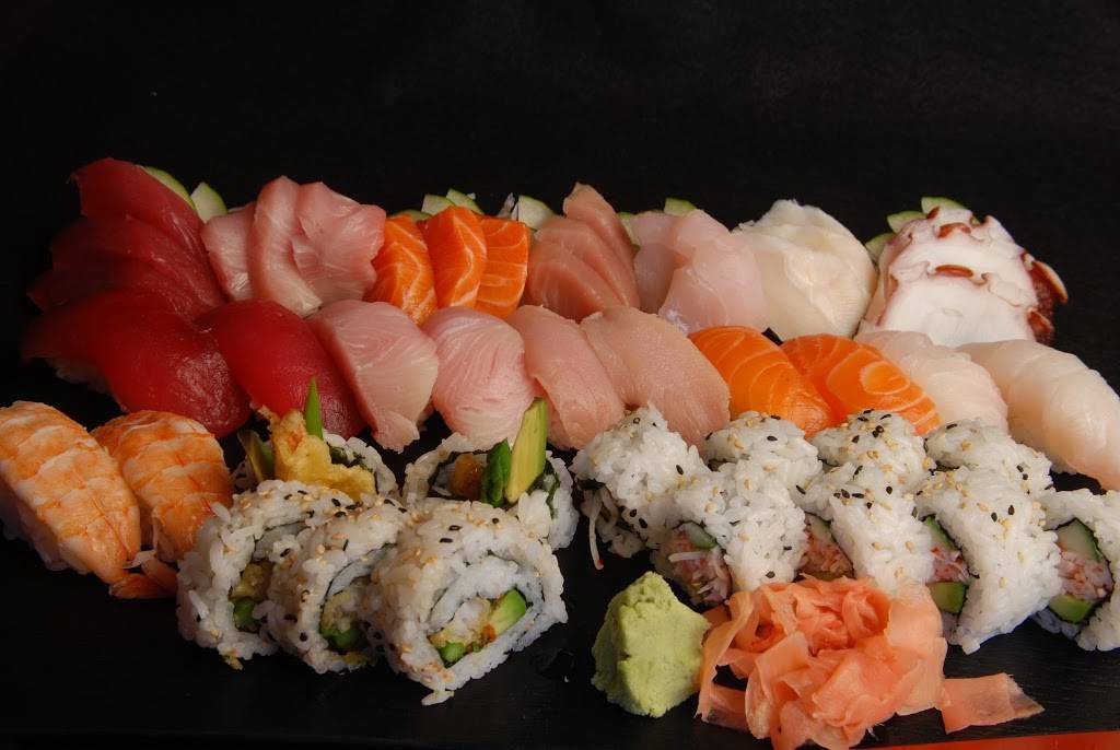 Bonsai Sushi | restaurant | 5174 Dr Phillips Blvd, Orlando, FL 32819, USA | 4072920333 OR +1 407-292-0333