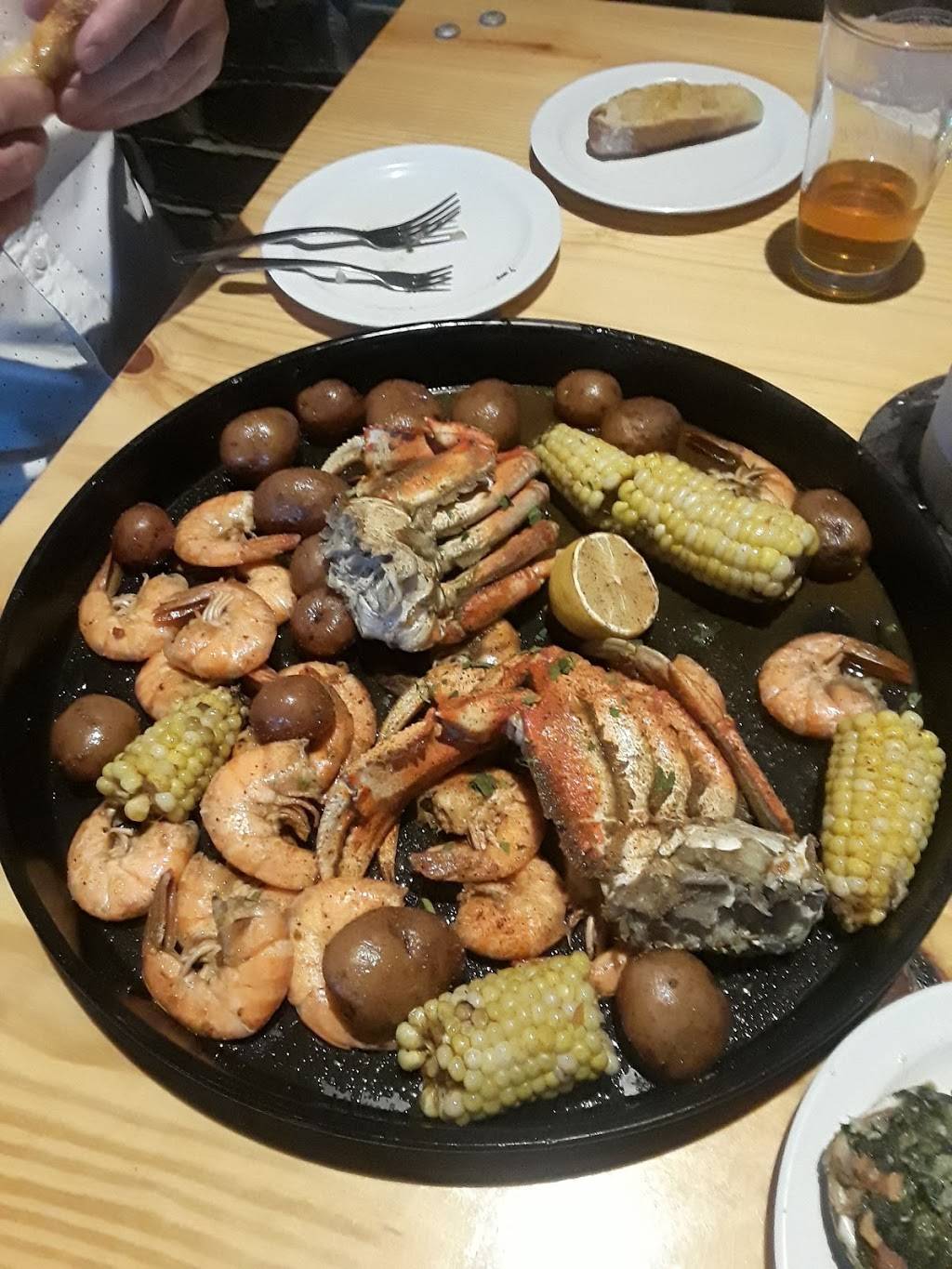 Mudbugs Cajun Icehouse | restaurant | 2743 Airline Rd, Corpus Christi, TX 78414, USA | 3619295450 OR +1 361-929-5450