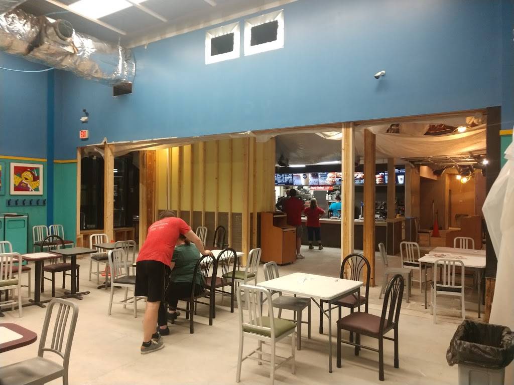 McDonalds | cafe | 620 S Black River St, Sparta, WI 54656, USA | 6082697505 OR +1 608-269-7505