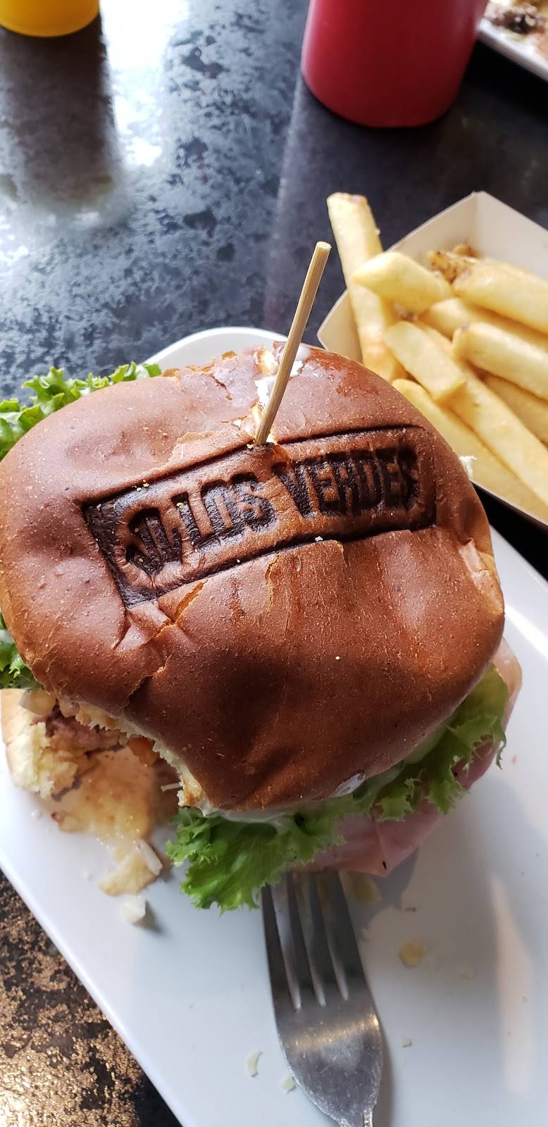 Los Verdes New York | restaurant | 1708, 46-26 Greenpoint Ave, Sunnyside, NY 11104, USA | 7182556600 OR +1 718-255-6600