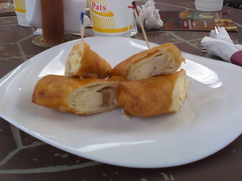 Pats Pizza & Pasta | meal takeaway | 2900 Township Line Rd, Drexel Hill, PA 19026, USA | 6104494900 OR +1 610-449-4900