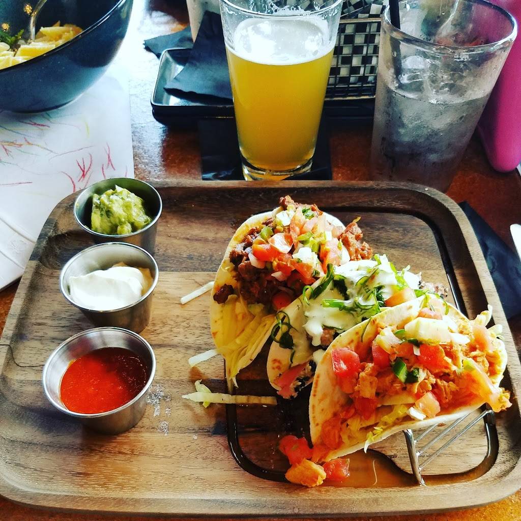 Rockwood | restaurant | 7505 Iron Bar Ln, Gainesville, VA 20155, USA | 7037435172 OR +1 703-743-5172