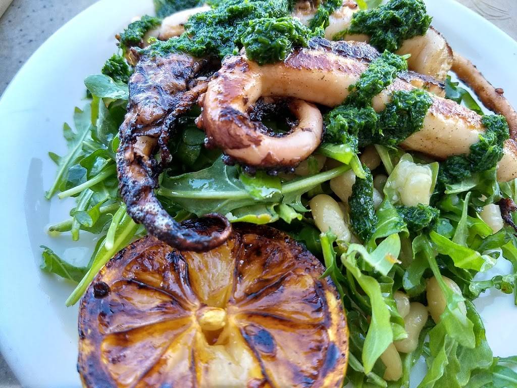 Mitchs Seafood | restaurant | 1403 Scott St, San Diego, CA 92106, USA | 6192228787 OR +1 619-222-8787