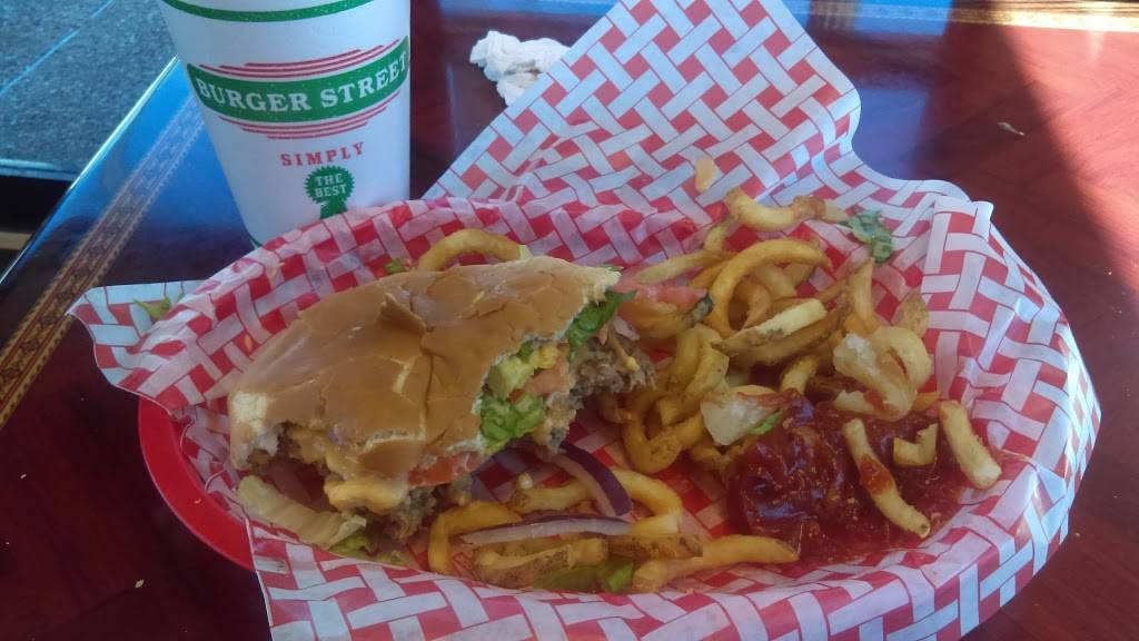 Burger Street | restaurant | 2107 S Harvard Ave, Tulsa, OK 74114, USA | 9187473711 OR +1 918-747-3711
