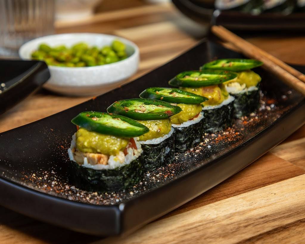 SOUCHi prêt à manger vegan | restaurant | 4986A Chemin Queen Mary, Montréal, QC H3W 1X2, Canada | 5147354543 OR +1 514-735-4543