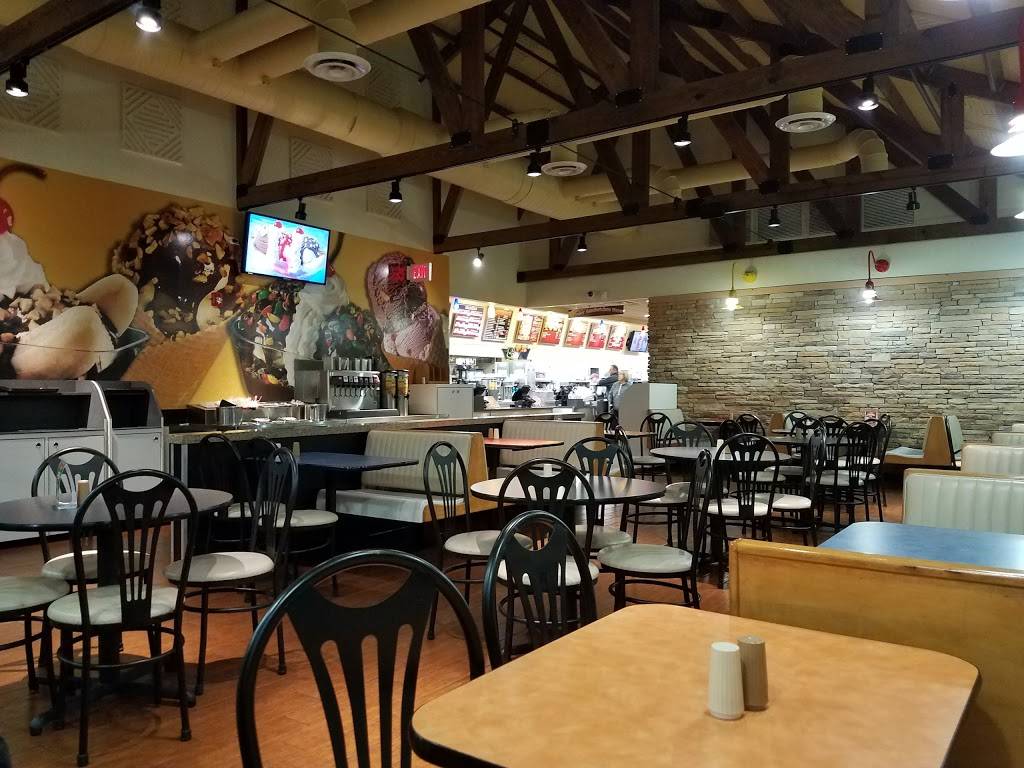 Braums Ice Cream & Burger Restaurant | restaurant | 7512 S May Ave, Oklahoma City, OK 73159, USA | 4056857522 OR +1 405-685-7522