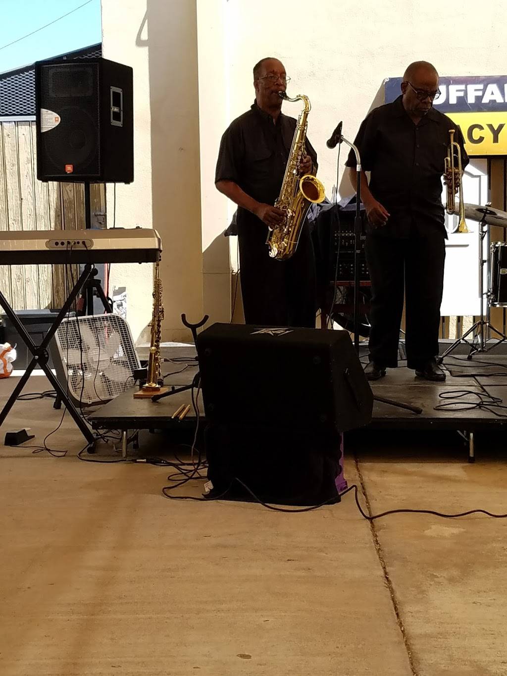 El Portal | restaurant | 117 W Grant St, Phoenix, AZ 85003, USA | 6023745549 OR +1 602-374-5549