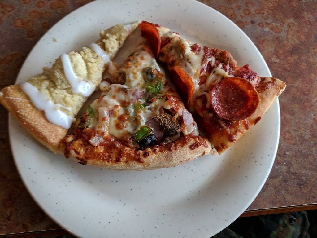 Pizza Ranch | meal delivery | 944 Center Ave, Oostburg, WI 53070, USA | 9205646333 OR +1 920-564-6333