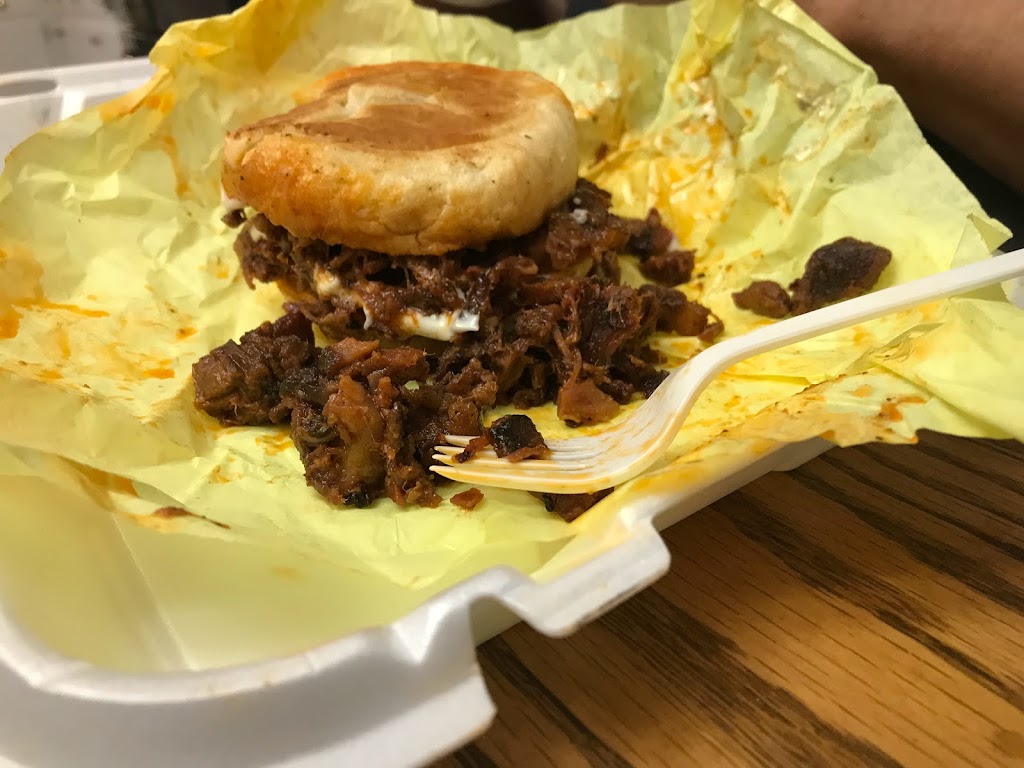 Blacktop BBQ | restaurant | 20884 SE 29th St, Harrah, OK 73045, USA | 4053979146 OR +1 405-397-9146