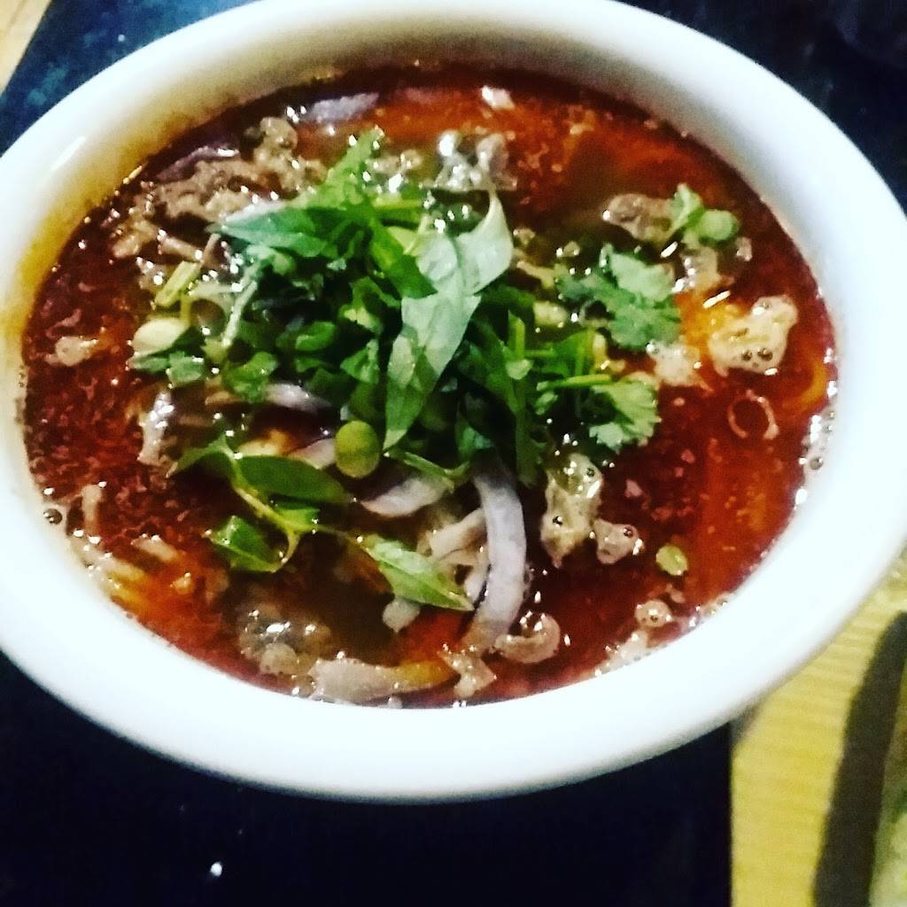 My Sisters Crawfish | restaurant | 272 Adams St, Dorchester, MA 02122, USA | 6172651100 OR +1 617-265-1100