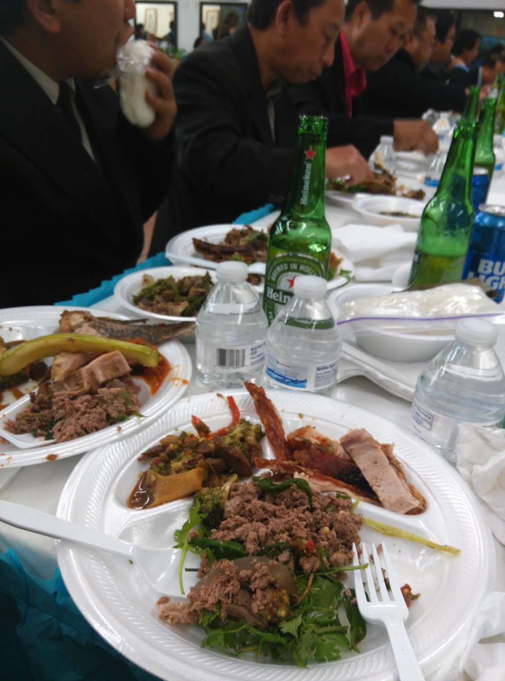 White Dragon Hall | restaurant | 1600 White Bear Ave, St Paul, MN 55106, USA | 6515288802 OR +1 651-528-8802