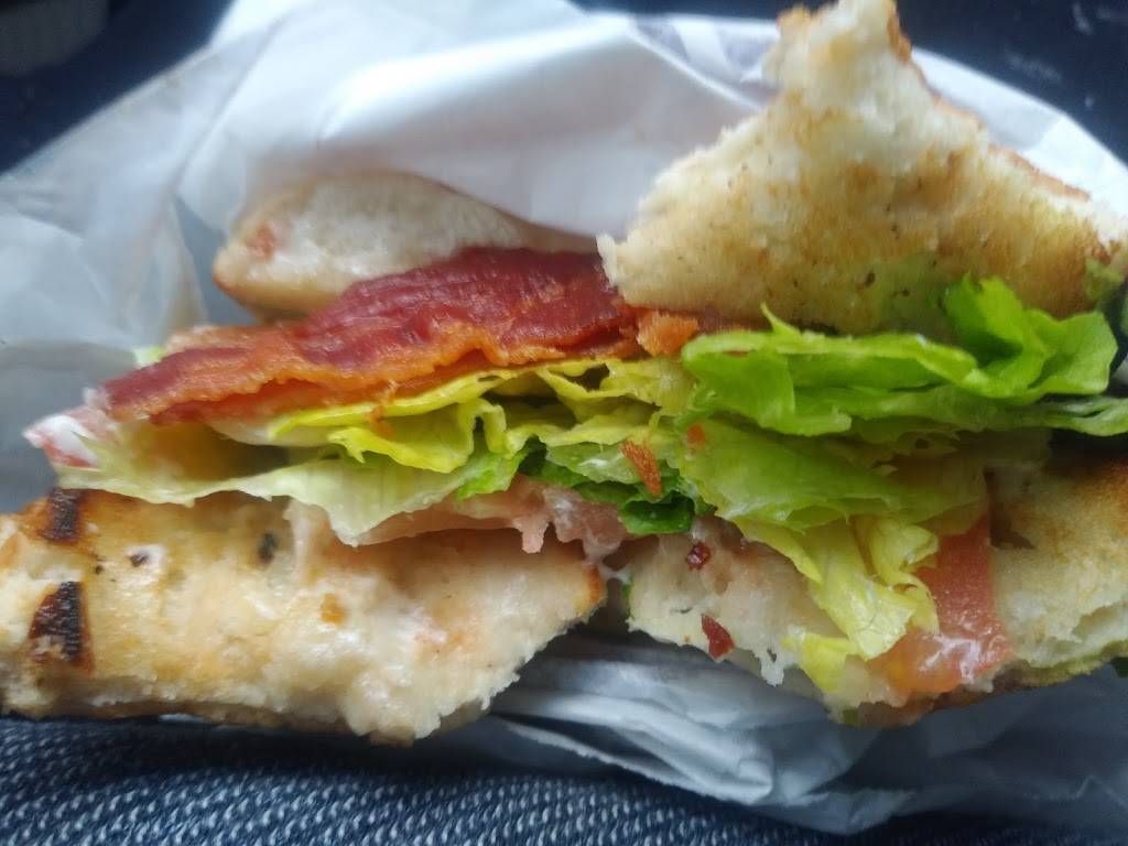 McDonalds | cafe | 3030 Don Mills Rd E, North York, ON M2J 3C1, Canada | 4164949335 OR +1 416-494-9335