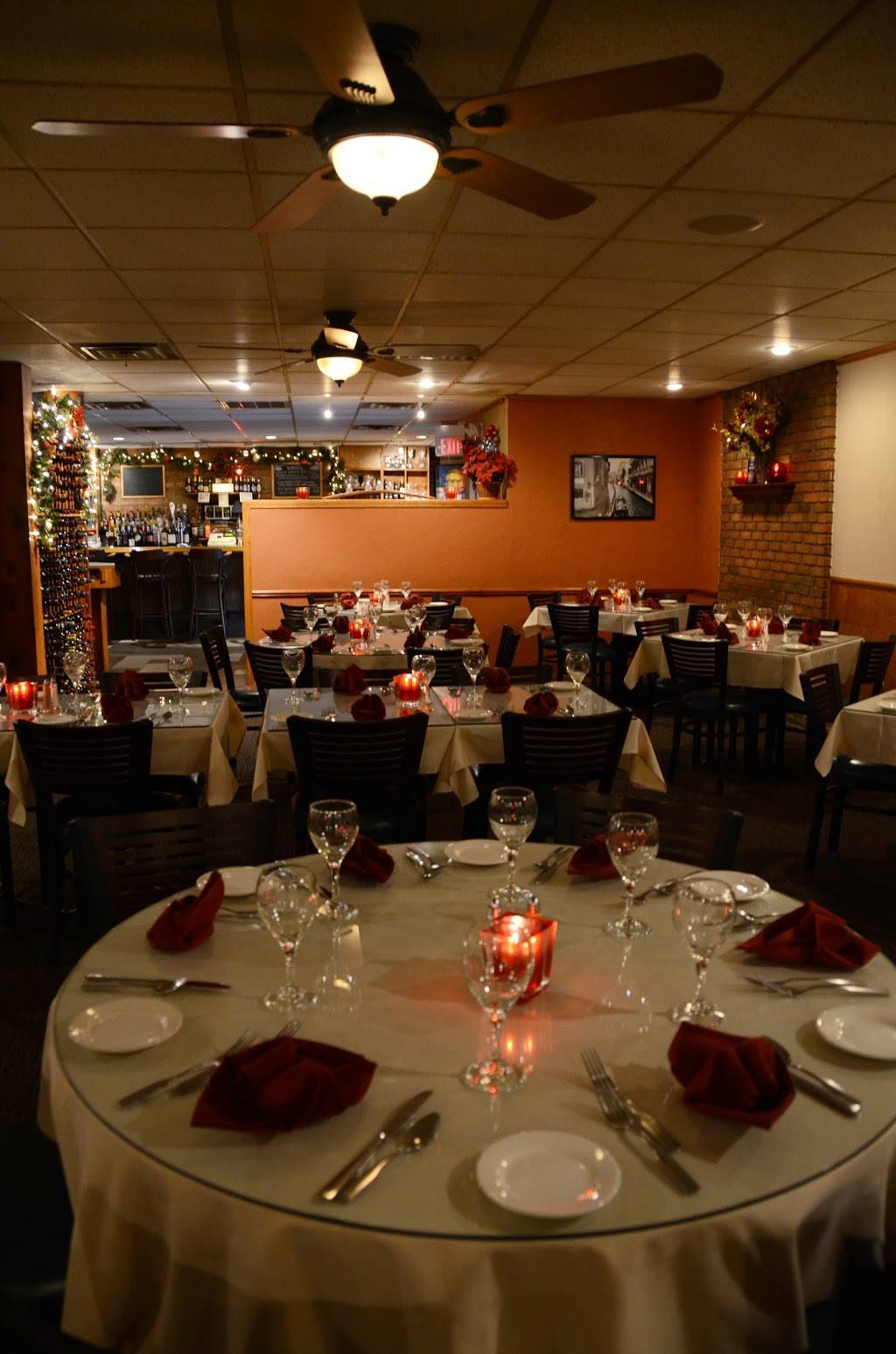 Fratellos Italian Restaurant | restaurant | 32085 Electric Blvd, Avon Lake, OH 44012, USA | 4409333380 OR +1 440-933-3380