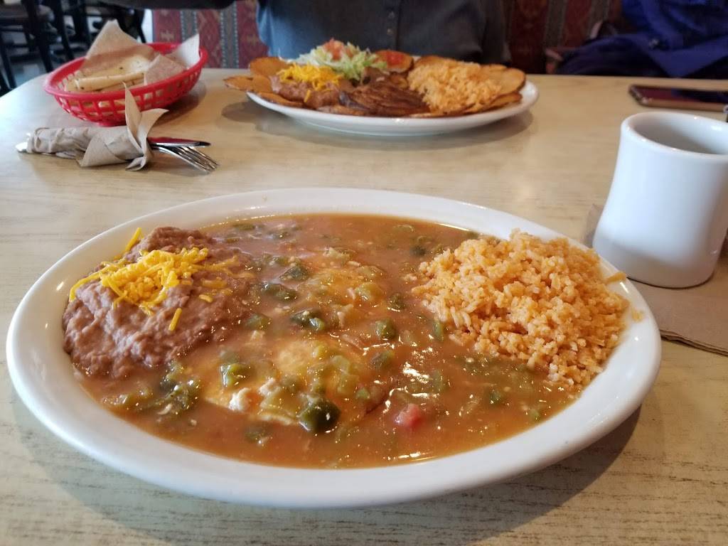 Santiagos Mexican Restaurant | restaurant | 1150 E Bridge St, Brighton, CO 80601, USA | 3036596393 OR +1 303-659-6393