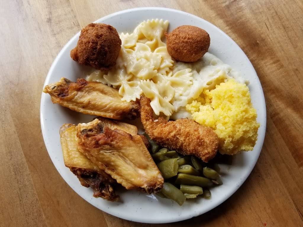 The Pond | restaurant | 22991 John T Reid Pkwy, Scottsboro, AL 35768, USA | 2569990918 OR +1 256-999-0918