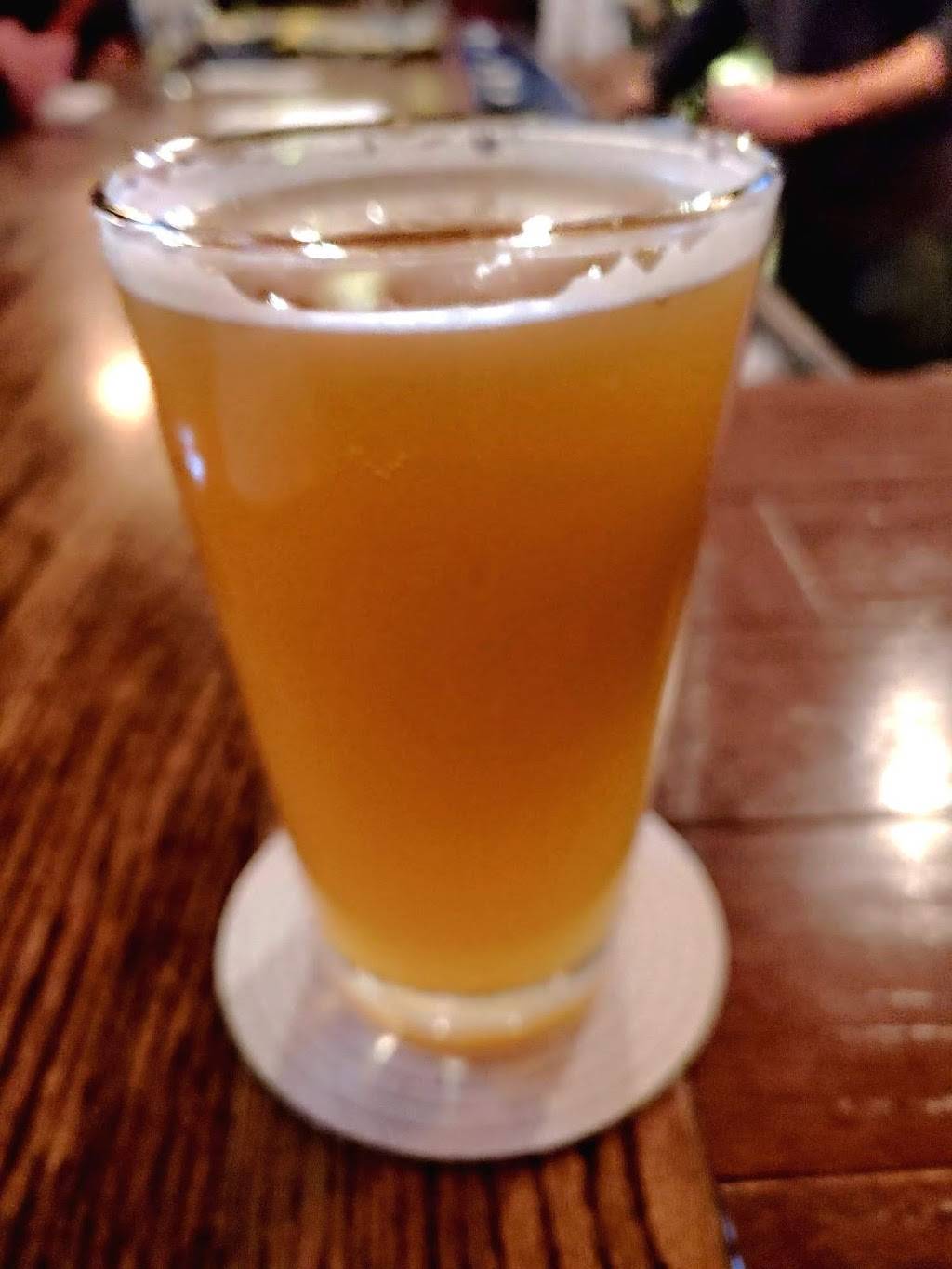 Beer Belly Deli & Pub | restaurant | 510 Westcott St, Syracuse, NY 13210, USA | 3152997533 OR +1 315-299-7533