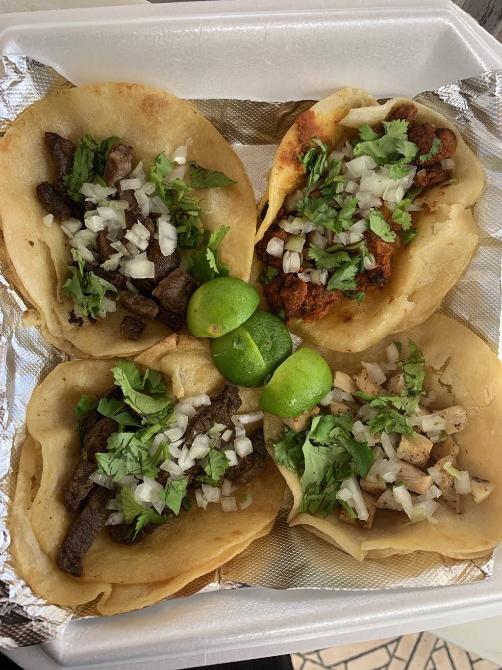 Nacho’s Tacos | restaurant | 934 E Henderson Ave, Tampa, FL 33605, USA | 8134987524 OR +1 813-498-7524