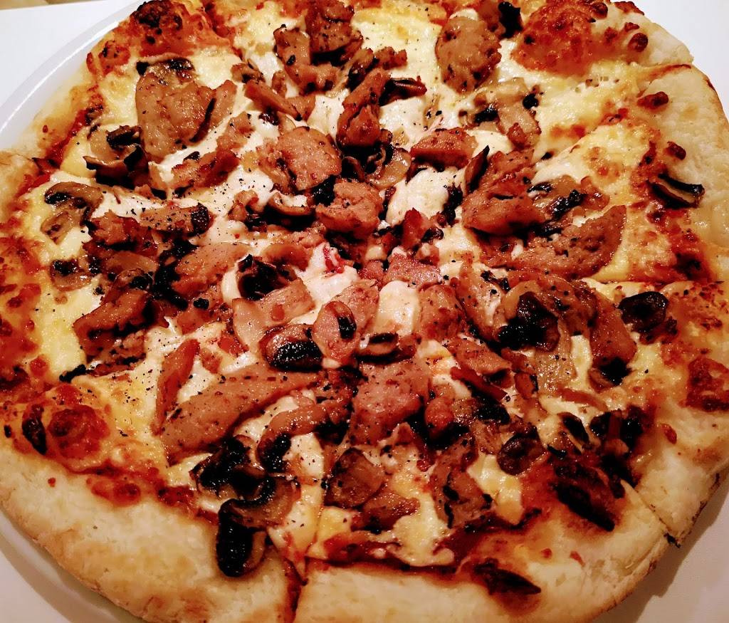 Riventino | restaurant | 7 8e Av, LaSalle, QC H8P 2M6, Canada | 5143660808 OR +1 514-366-0808