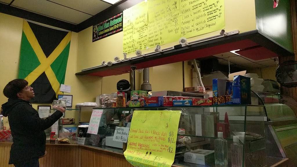 Island Flava Restaurant | restaurant | 213 Skyline Dr, East Stroudsburg, PA 18301, USA | 5704221113 OR +1 570-422-1113