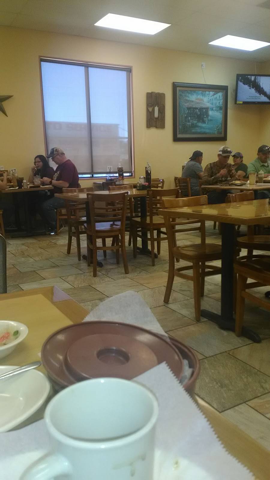 La Pasadita | restaurant | 1963 2nd St, Natalia, TX 78059, USA | 8306631300 OR +1 830-663-1300