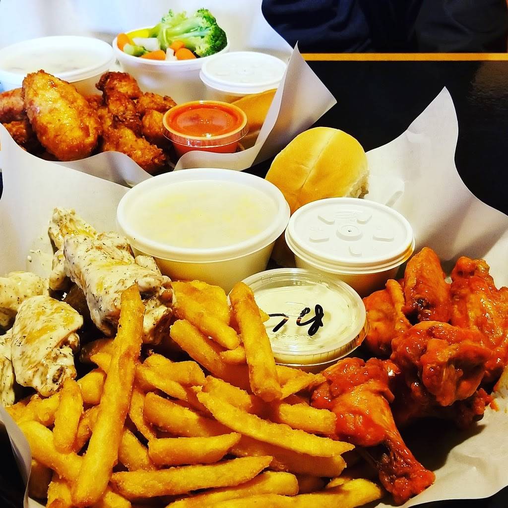 Chicken Charlies Rotisserie Grill & BBQ | restaurant | 1160 Williston Rd, South Burlington, VT 05403, USA | 8028621211 OR +1 802-862-1211