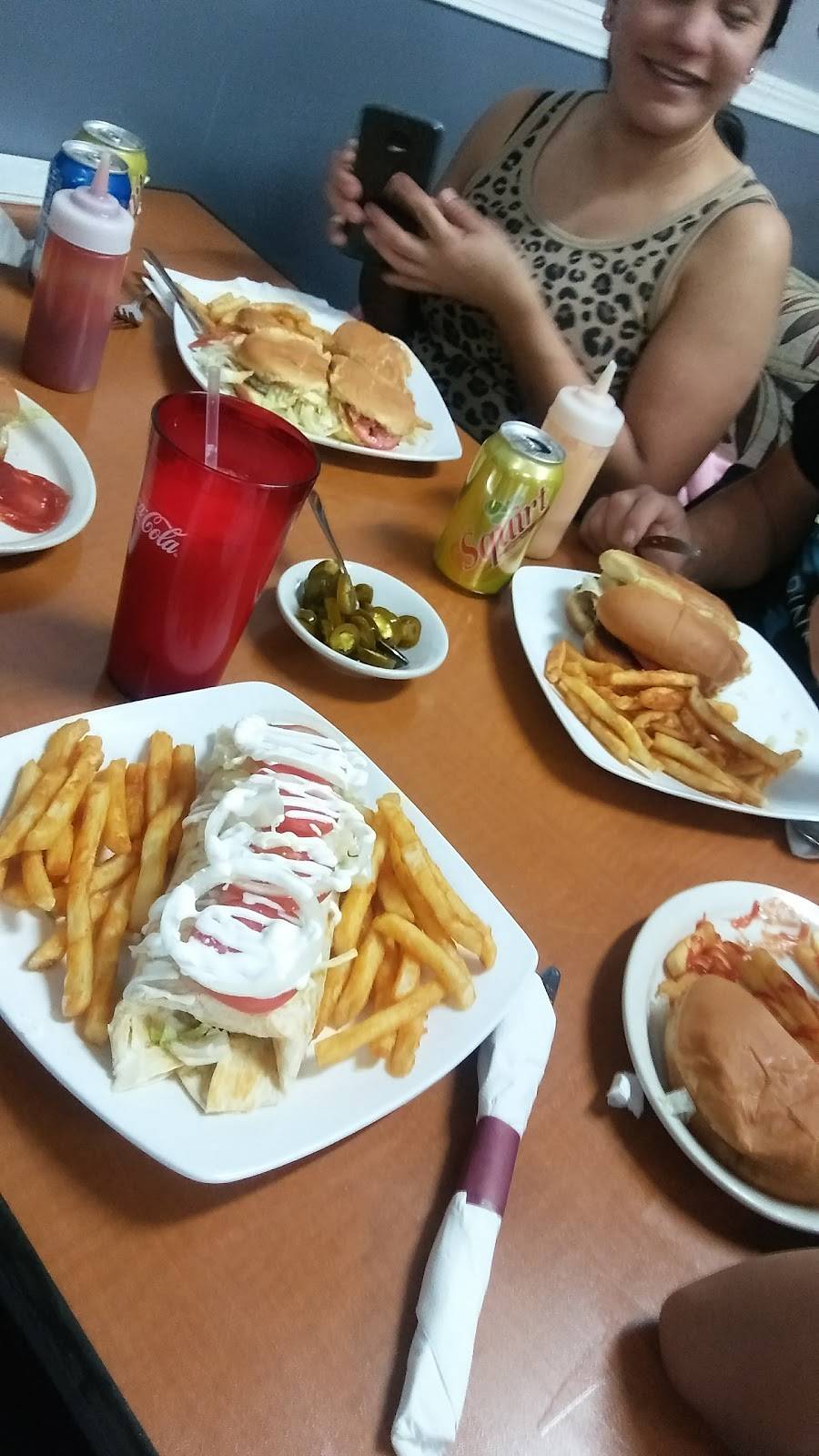 Flavors Around The Square ~ F.A.T.S. | restaurant | 25 S St Clair St, Painesville, OH 44077, USA | 4403503657 OR +1 440-350-3657