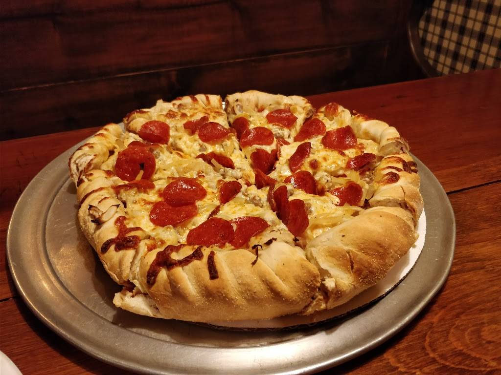 Arnies Pizza | restaurant | 2S676 IL-59, Warrenville, IL 60555, USA | 6303934040 OR +1 630-393-4040