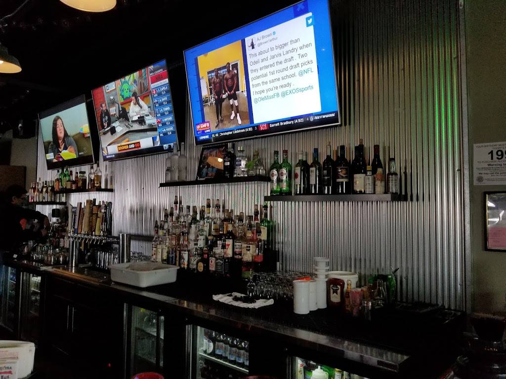 Arts Pub | restaurant | 809 E Kalamazoo St, Lansing, MI 48912, USA | 5179771033 OR +1 517-977-1033