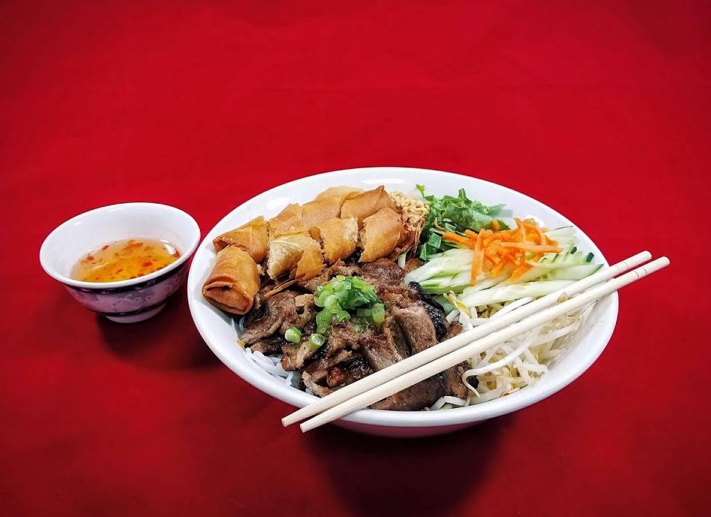 Hang Out Asian Grill | restaurant | 17756 Katy Fwy #2, Houston, TX 77084, USA | 8323214701 OR +1 832-321-4701