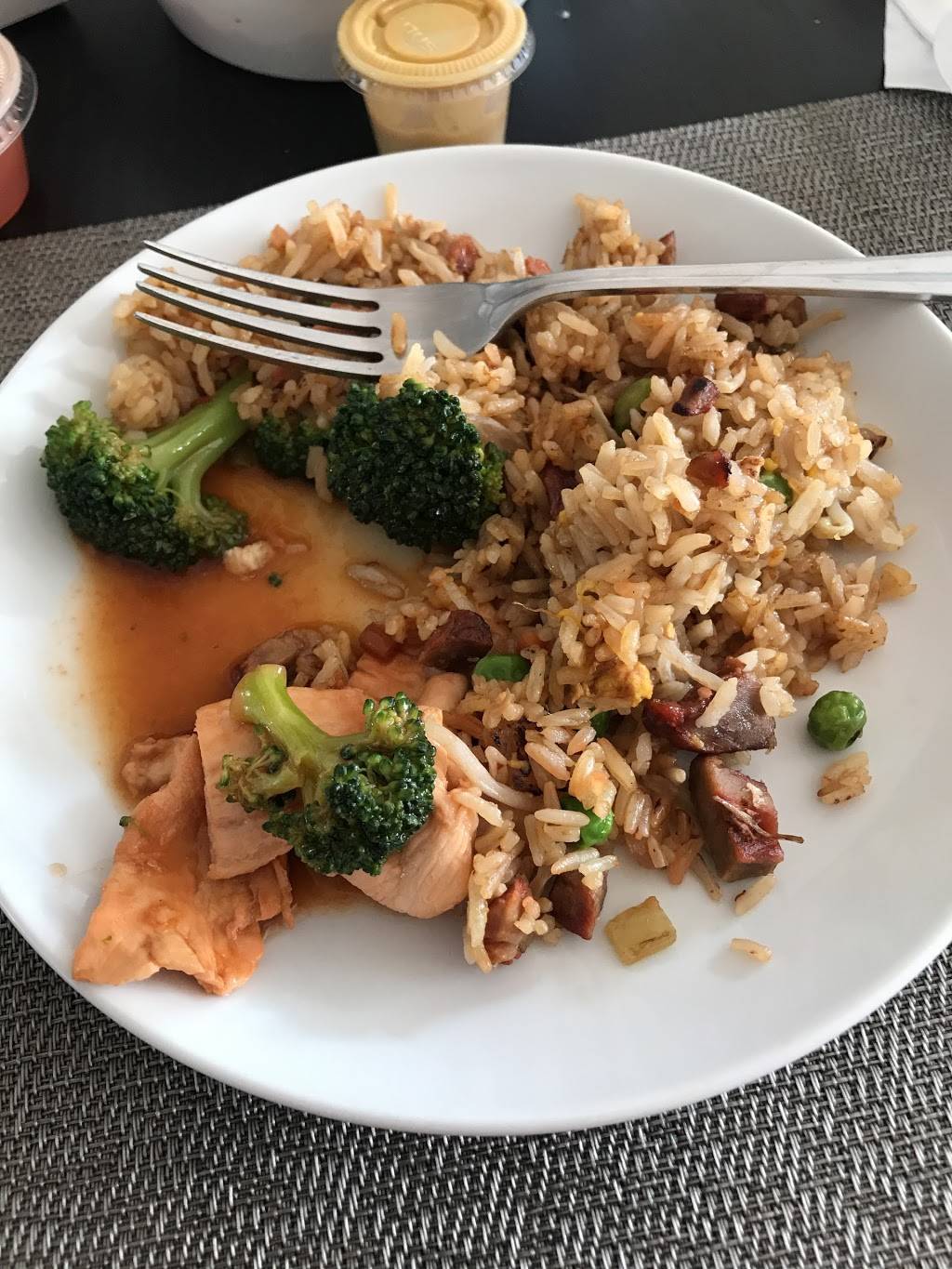 Taste Queen Chinese & Japanese Restaurant | restaurant | 9347 Krewstown Rd, Philadelphia, PA 19115, USA | 2159691988 OR +1 215-969-1988