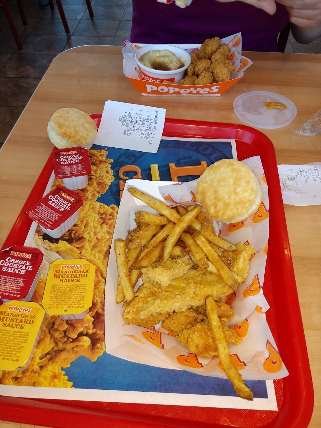 Popeyes Louisiana Kitchen | restaurant | 100 Debaun Loop, Chesapeake, VA 23320, USA | 7573511943 OR +1 757-351-1943