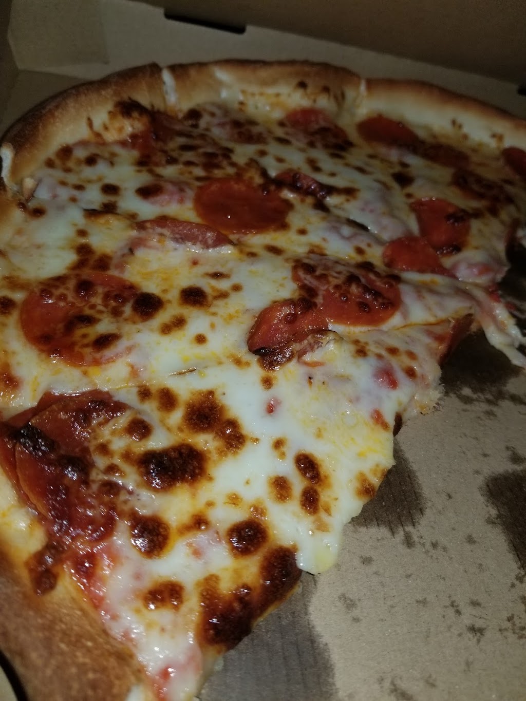 Kickin Pizza | restaurant | 125 W Lincoln Trail Blvd, Radcliff, KY 40160, USA | 2703547755 OR +1 270-354-7755