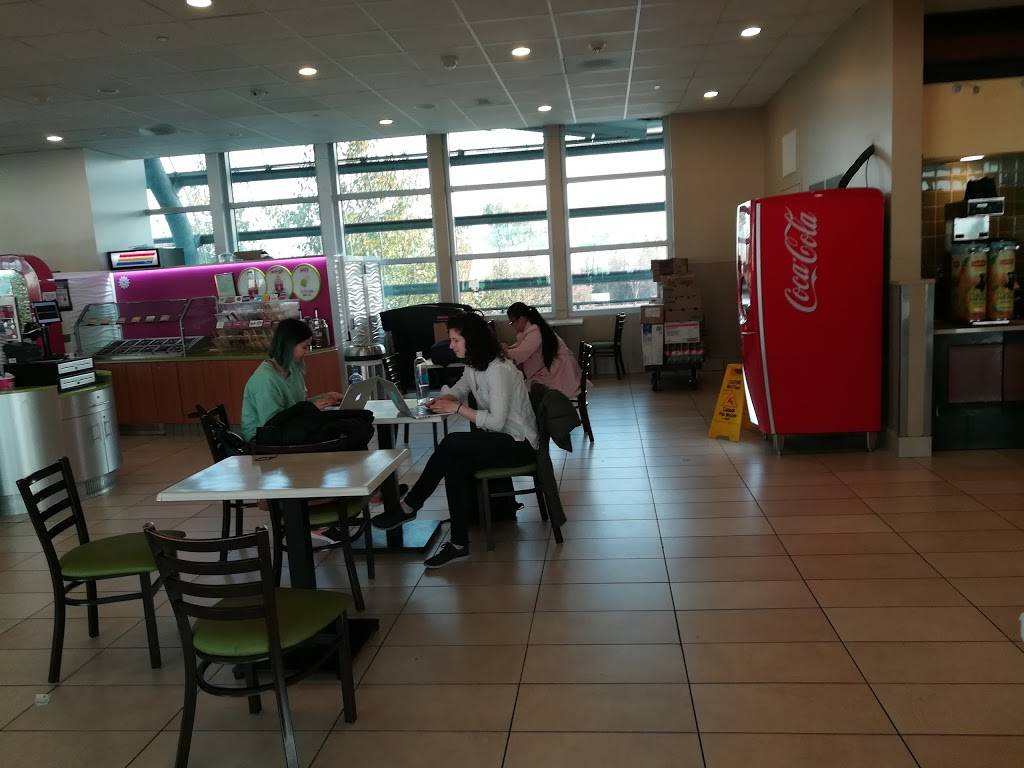 Menchies Frozen Yogurt | bakery | 1701 Airport Blvd, San Jose, CA 95110, USA | 8009201011 OR +1 800-920-1011