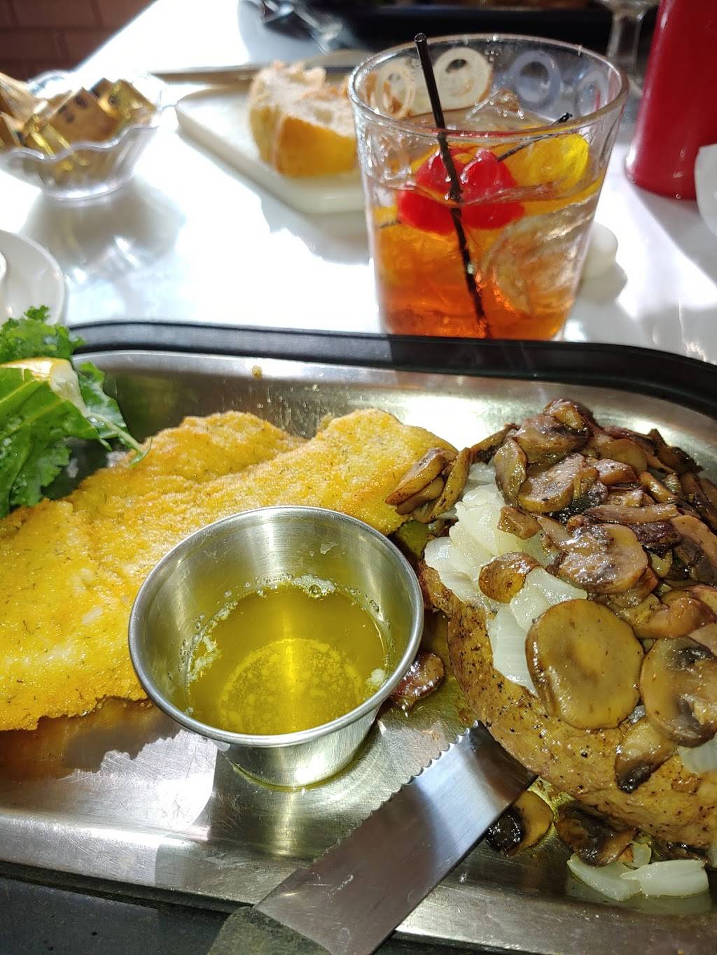 Lake Aire Supper Club | restaurant | County Hwy Y, Clintonville, WI 54929, USA | 7158232355 OR +1 715-823-2355