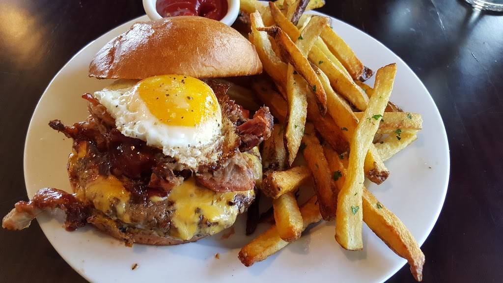 Westrail Tap & Grill | restaurant | 195 S Union Blvd, Lakewood, CO 80228, USA | 3039862200 OR +1 303-986-2200