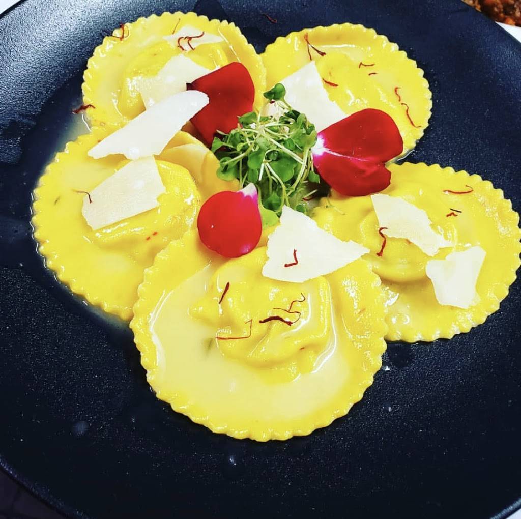 Vino Bistro | restaurant | 6266 1, 2, Sunset Blvd, Los Angeles, CA 90028, USA | 3239430267 OR +1 323-943-0267