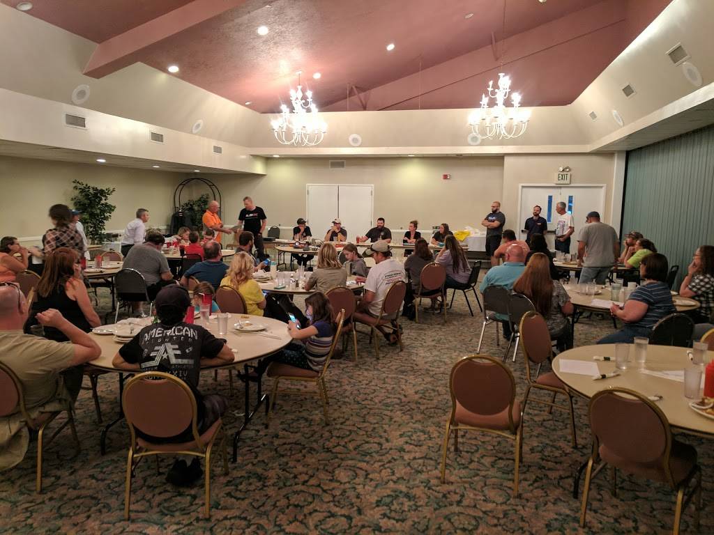 Granny Annies Family Restaurant and Banquet Center (Kaysville) | restaurant | 286 N 400 W, Kaysville, UT 84037, USA | 8015448817 OR +1 801-544-8817