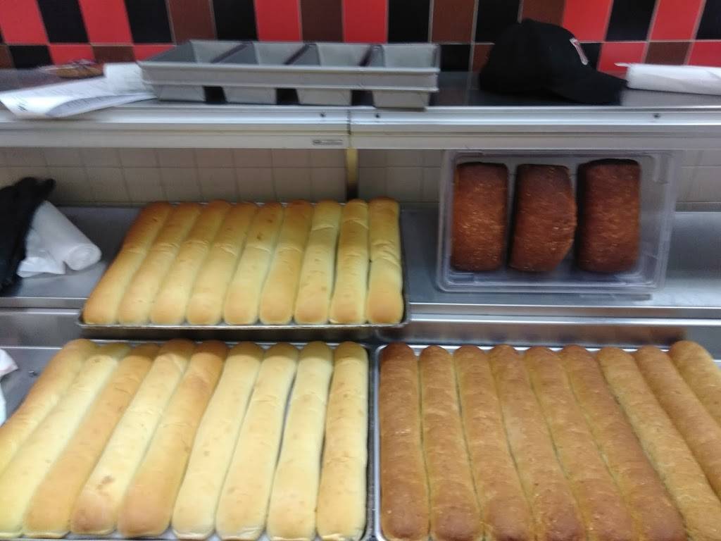 Jimmy Johns | meal delivery | 3041 N Lincoln Ave, Chicago, IL 60657, USA | 7732815646 OR +1 773-281-5646