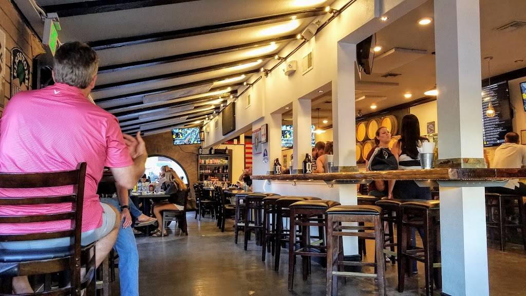 The Growler | restaurant | 515 San Ramon Valley Blvd, Danville, CA 94526, USA | 9259842706 OR +1 925-984-2706