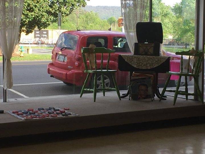 Becky’s Diner | restaurant | 728 Tennessee Ave, Etowah, TN 37331, USA | 9312062824 OR +1 931-206-2824