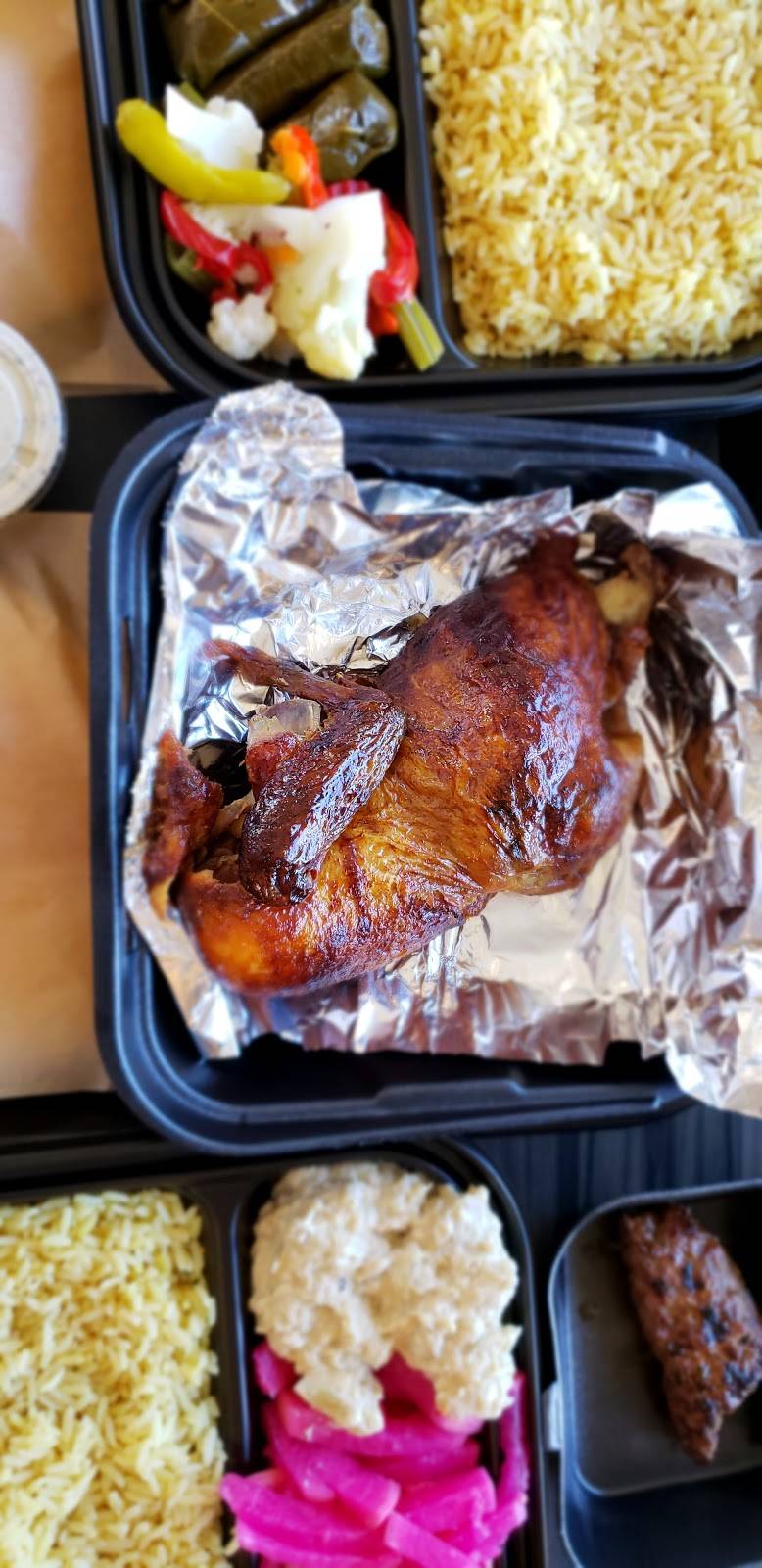 Zaky Mediterranean Grill | restaurant | 194 Yorba Linda Blvd, Placentia, CA 92870, USA | 7142237388 OR +1 714-223-7388