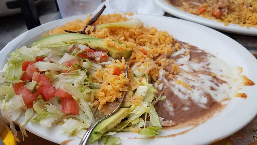 Three Amigos Mexican Grill & Cantina | restaurant | 2917 Central Ave A, Charlotte, NC 28205, USA | 7045361851 OR +1 704-536-1851