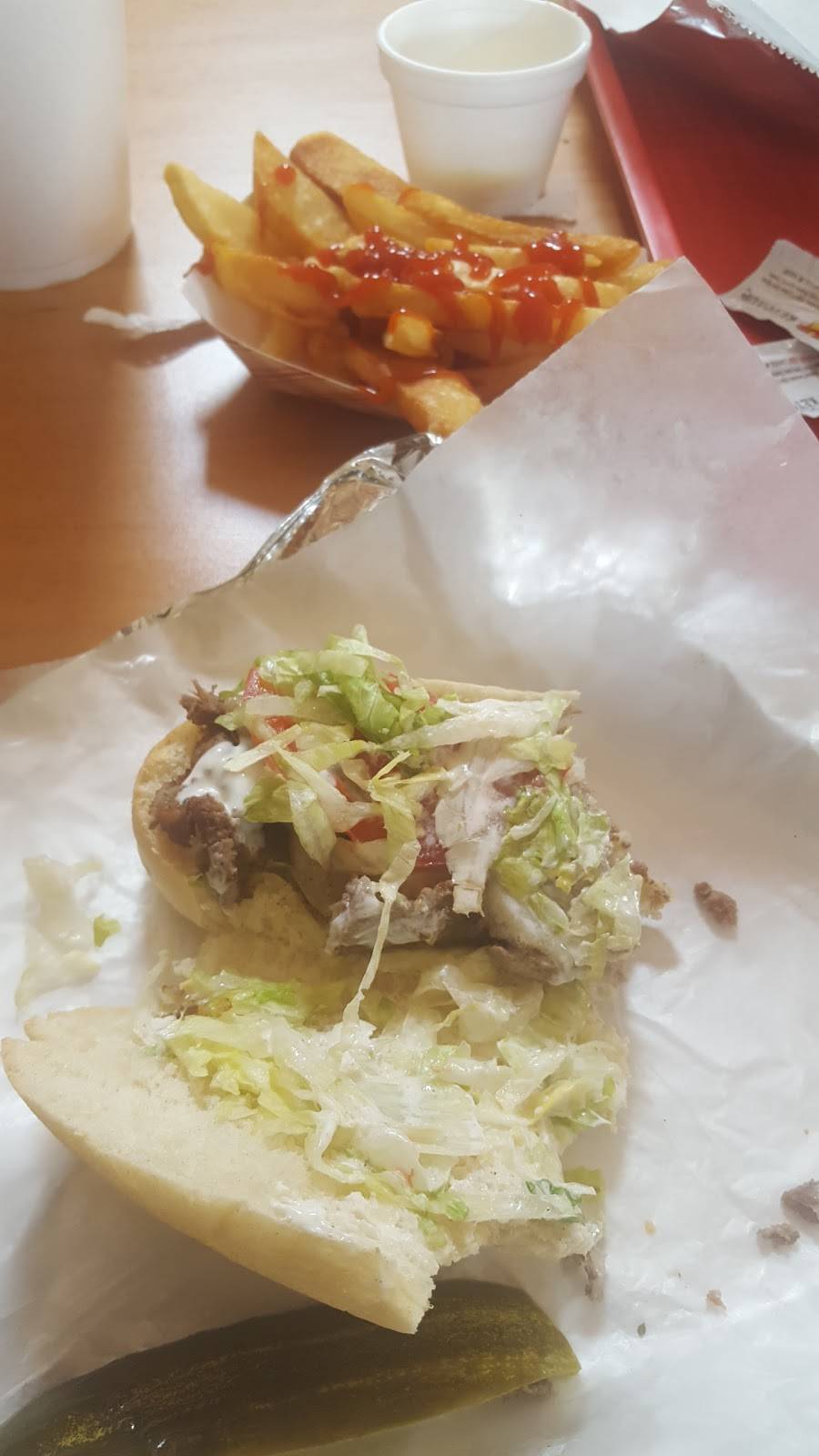 Foxxs Sub Shoppe | meal takeaway | 16214 Fort Campbell Blvd, Oak Grove, KY 42262, USA | 2704393374 OR +1 270-439-3374