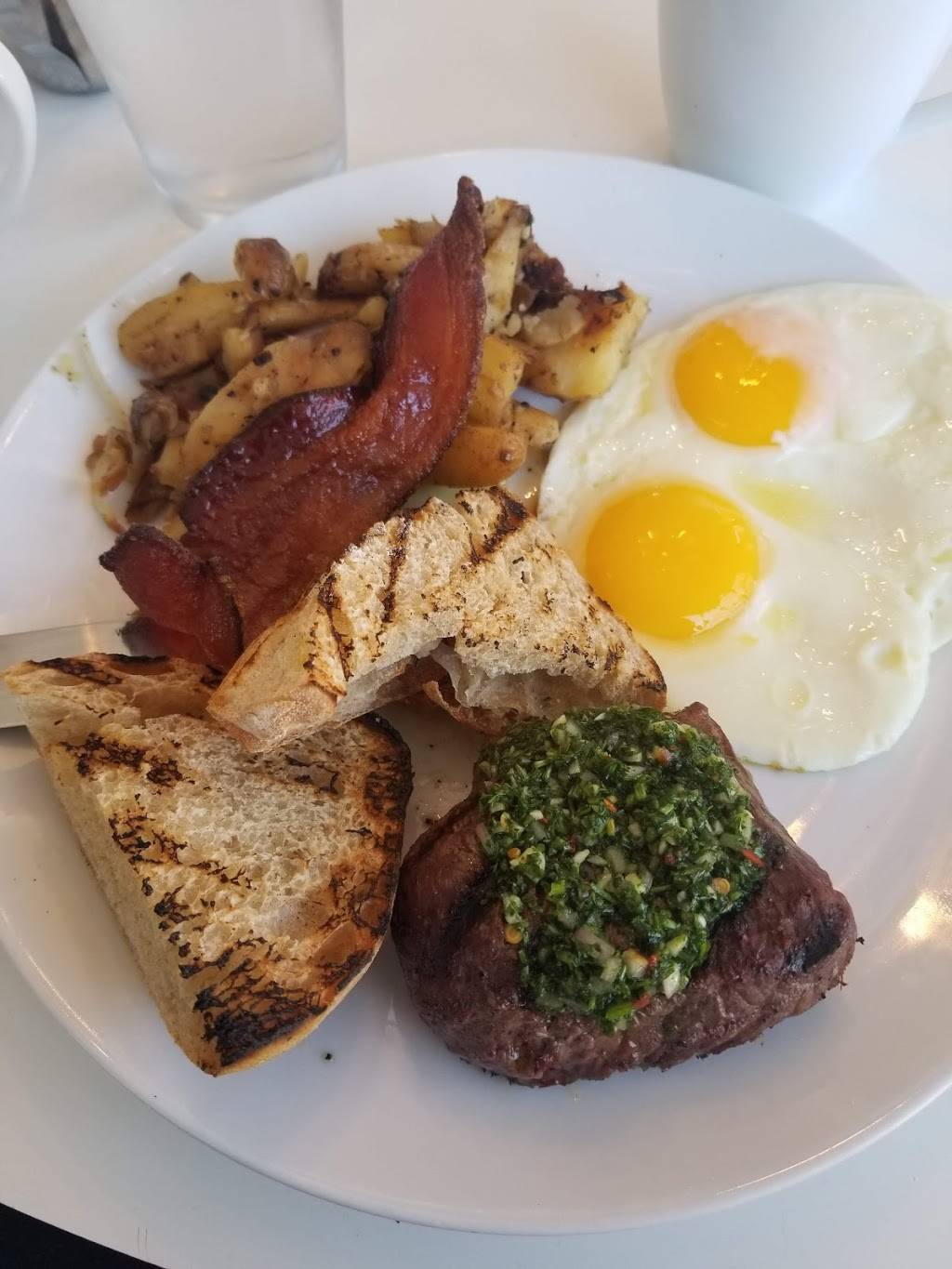 Feast | restaurant | 1024 S Alamo St, San Antonio, TX 78210, USA | 2103541024 OR +1 210-354-1024