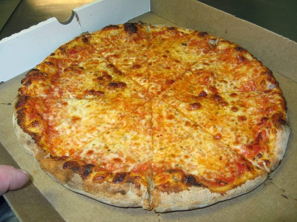 Pizza D-LUX | restaurant | 6810 Shoppes at Plantation Dr, Fort Myers, FL 33912, USA | 2392783589 OR +1 239-278-3589