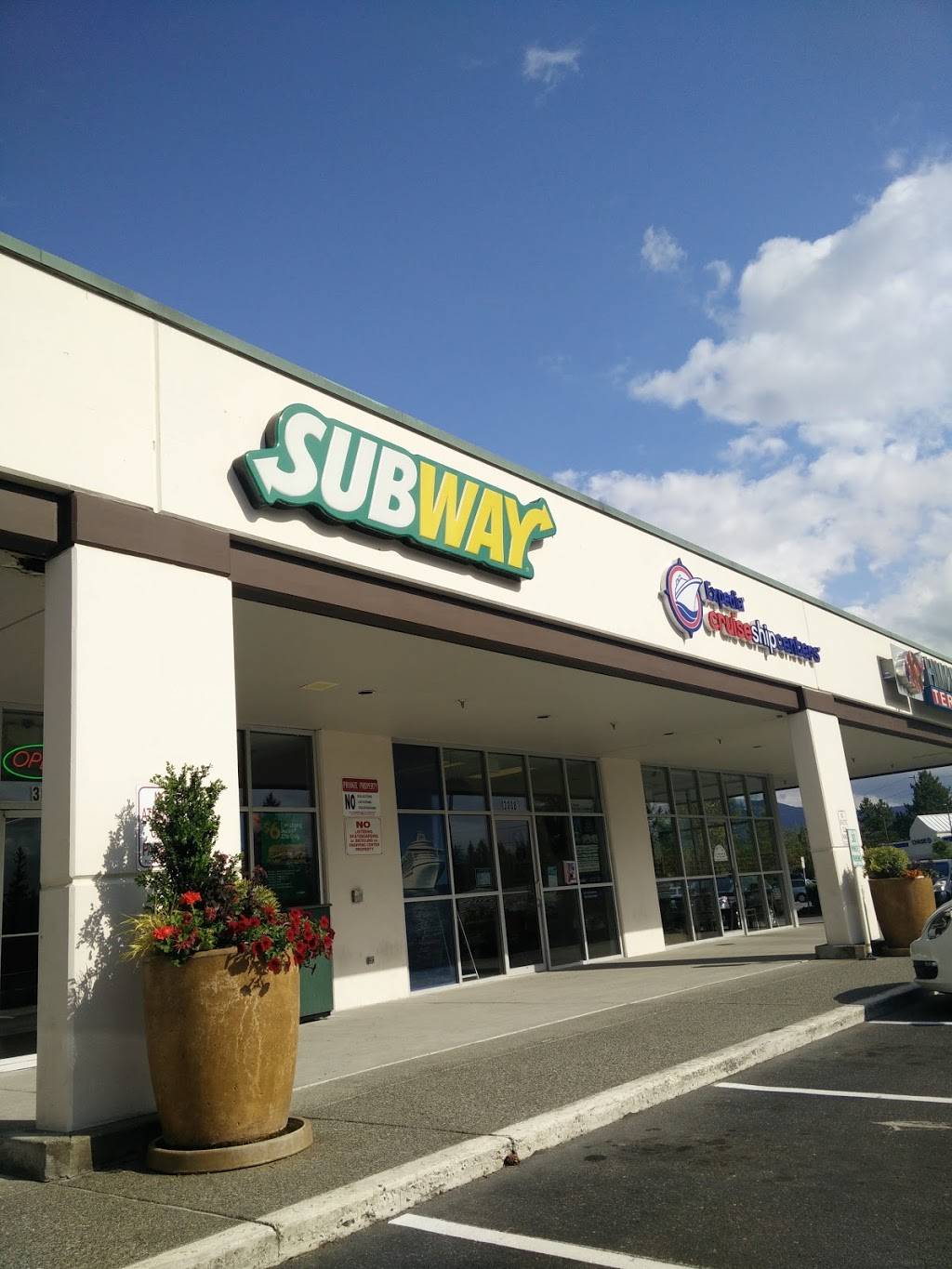Subway | meal takeaway | 3004 Issaquah-Pine Lake Rd SE, Sammamish, WA 98075, USA | 4255576601 OR +1 425-557-6601