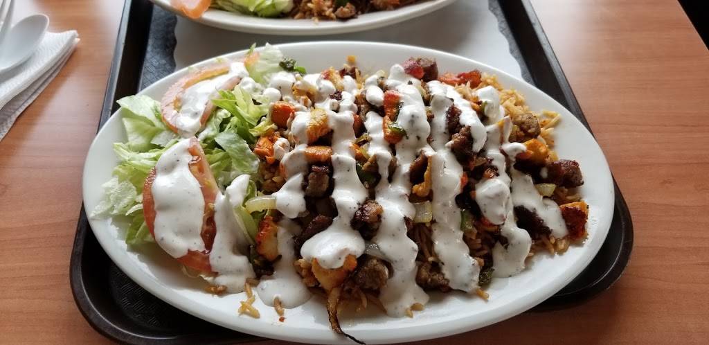 Crown Chicken & Fish | restaurant | 403 Saw Mill Rd, West Haven, CT 06516, USA | 2039311444 OR +1 203-931-1444