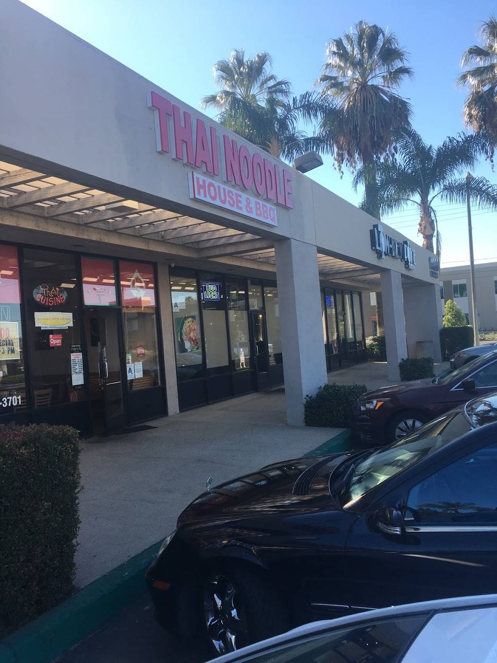 Thai Noodle House & BBQ | restaurant | 11860 Magnolia Ave t, Riverside, CA 92503, USA | 9515093701 OR +1 951-509-3701